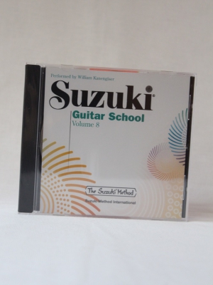 Suzuki_guitar_CD8_A
